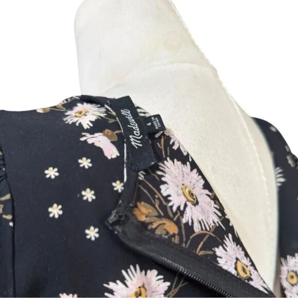 MADEWELL - Petite Puff-Sleeve Wrap-Front Midi Dress in Polka Daisies - Picture 7 of 10